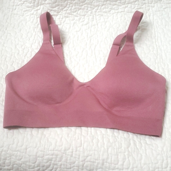 True &Co Soft Form V-Neck Bralette, New, No Tag - Picture 2 of 8